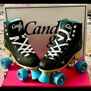 Beautiful black skates for women, brand new Candigrl 🛼🛼